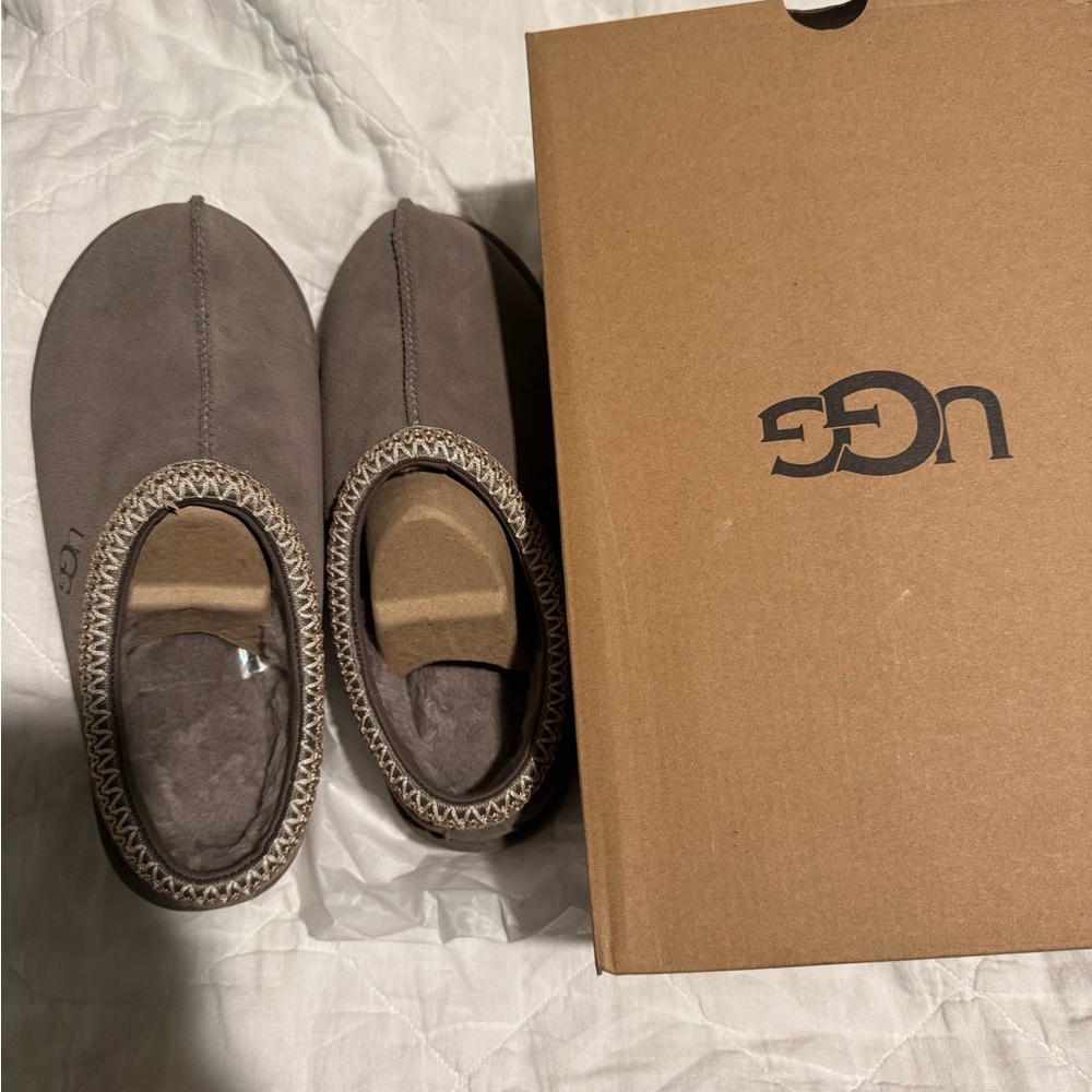 UGG Smoke Plum Cozy Slippers - Picture 2 of 3